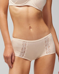 Soma / Boyshort Panty with Enchanting Lace PALE SAND