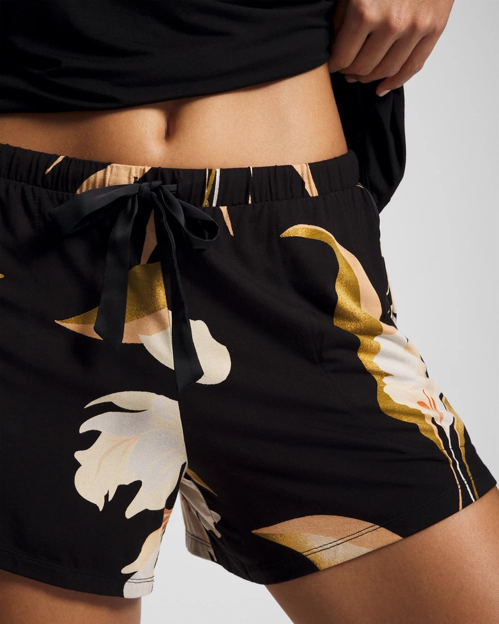 Soma / Satin Trim Pajama Short MYSTIC BLOOMS BLACK MID