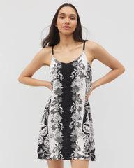 Soma / Flyaway Chemise STAMPED FLORAL SCARF BLK