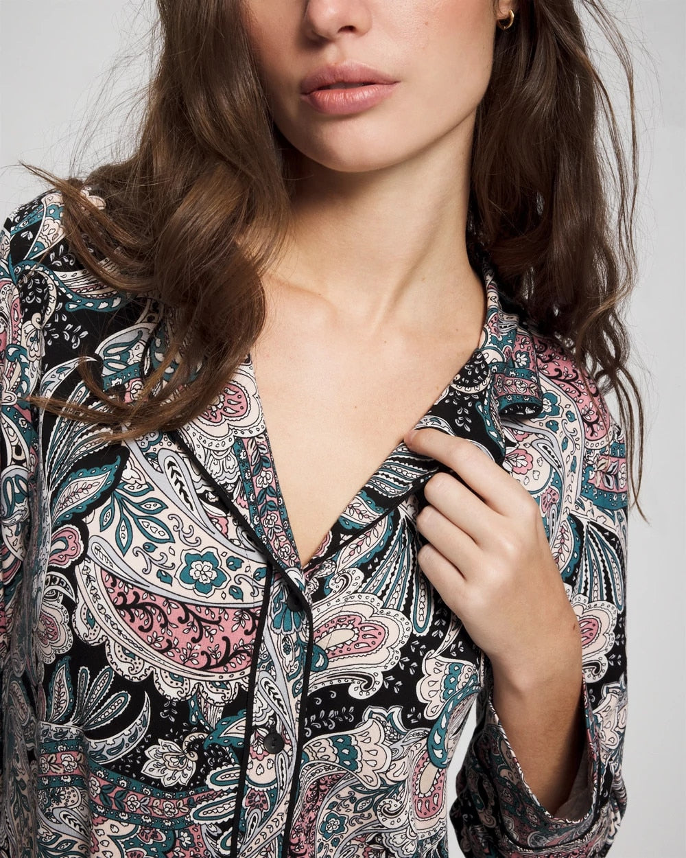 Soma / Cool Nights Long Sleeve Notch Collar with Piped Placket Pajama Top REGAL PAISLEY BLACK