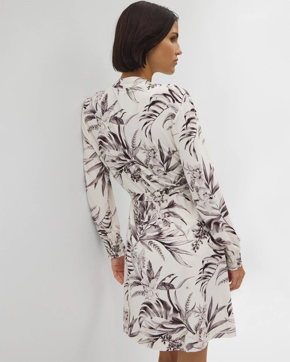 Soma / Long-Sleeve Short Robe PALM PERFECT CHAMPAGNE