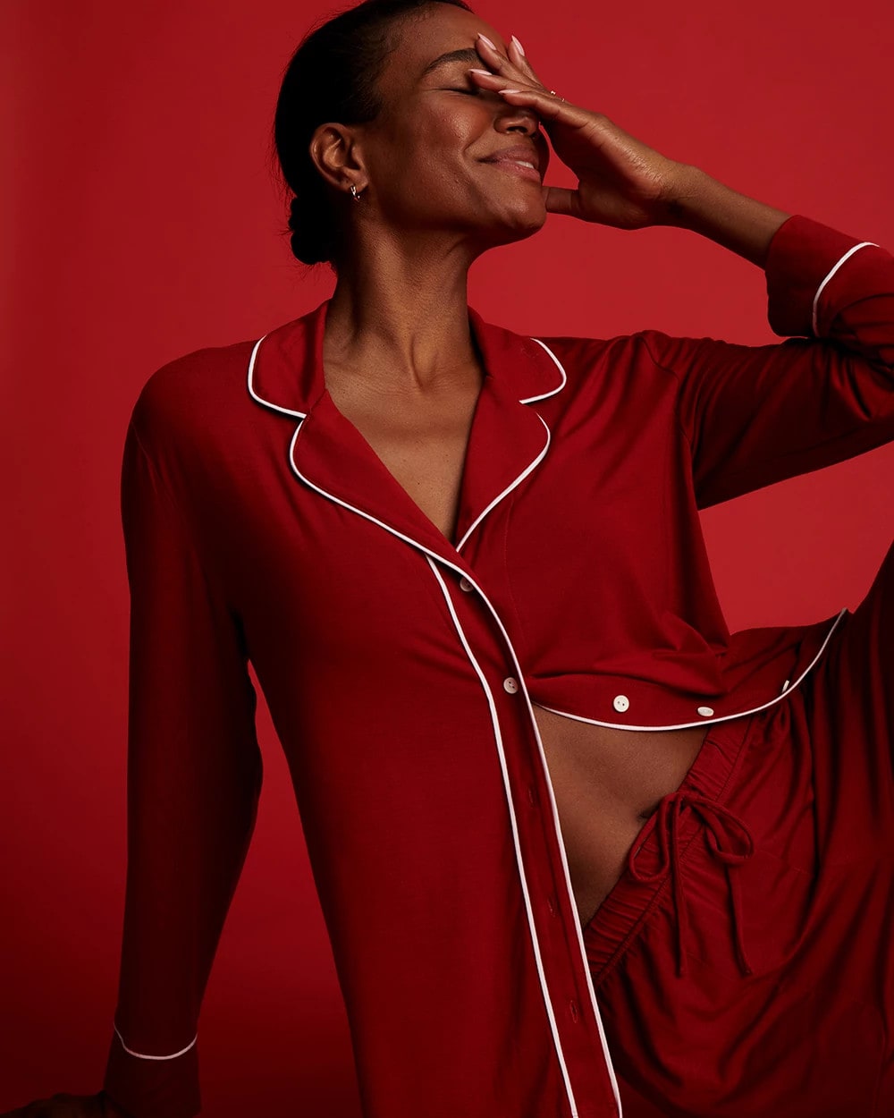 Soma / Long Sleeve Notch Collar w/ Piped Placket Pajama Top PAINT THE TOWN RED