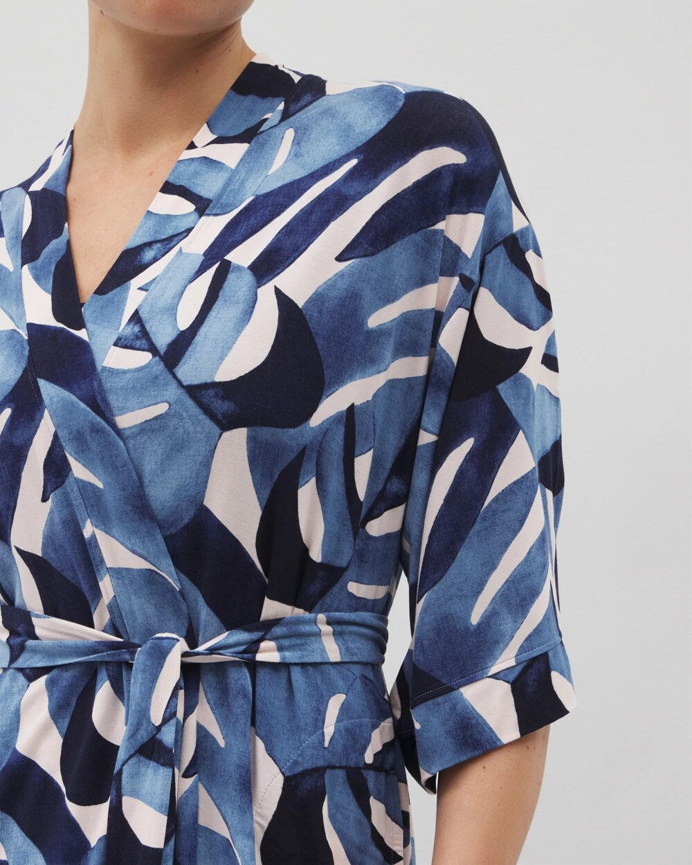 Soma / Short Robe TROPICAL BREEZE SKY