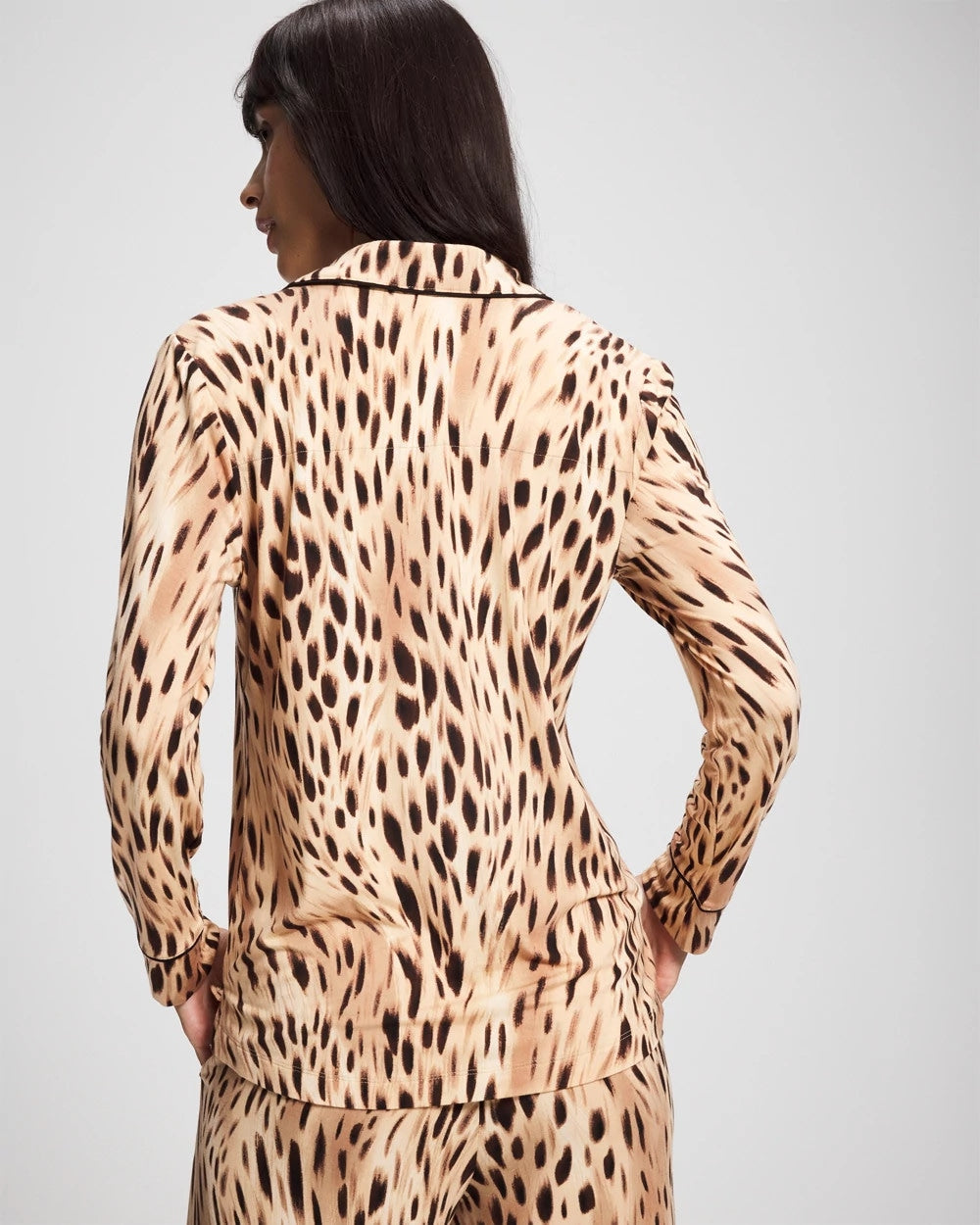 Soma / Long-Sleeve Printed Notch Collar Pajama Top SPLENDID LEOPARD AMBER
