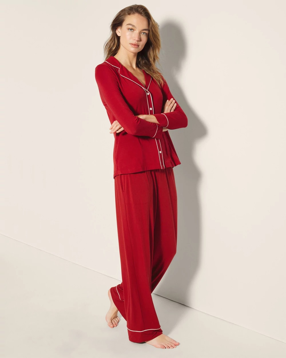 Soma / Long-Sleeve Notch Collar Pajama Top PAINT THE TOWN RED