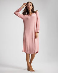 Soma / Long Sleeve Midi Sleepshirt CAMEO PINK/DUSTY ROSE