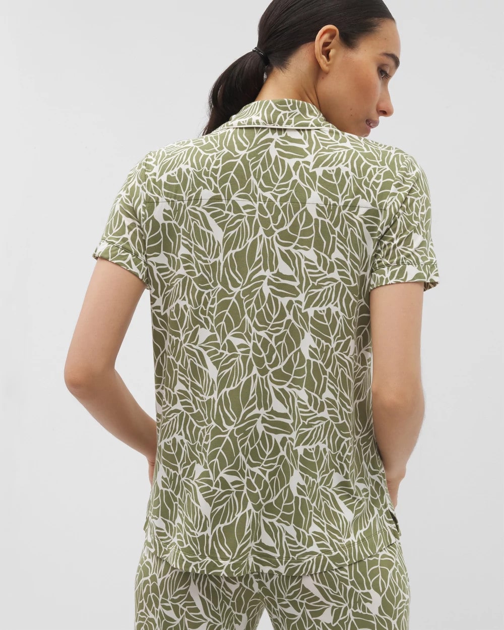 Soma / Piped Short Sleeve Notch Collar Pajama Top PALMTASTIC VETIVER/CHAMP