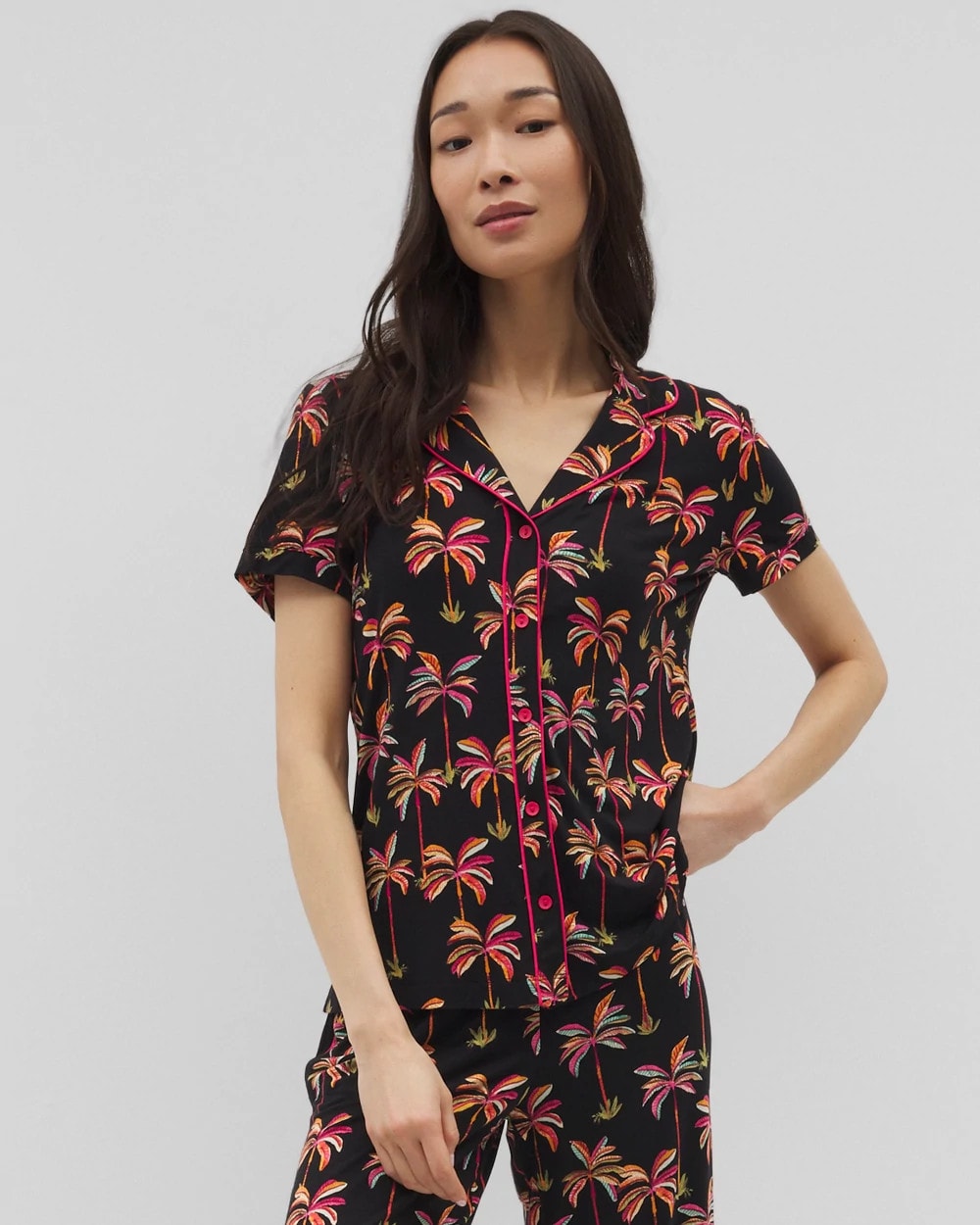 Soma / Piped Short Sleeve Notch Collar Pajama Top SHAKE YOUR PALM PALMS BLK