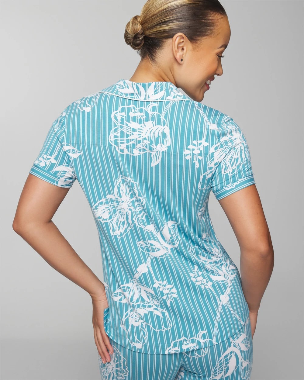 Soma / Piped Short Sleeve Notch Collar Pajama Top PAINTED PETALS SMALL