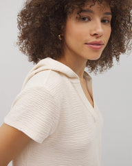 Soma / Crinkle Knit Short Sleeve V-Neck Hoodie PARCHMENT