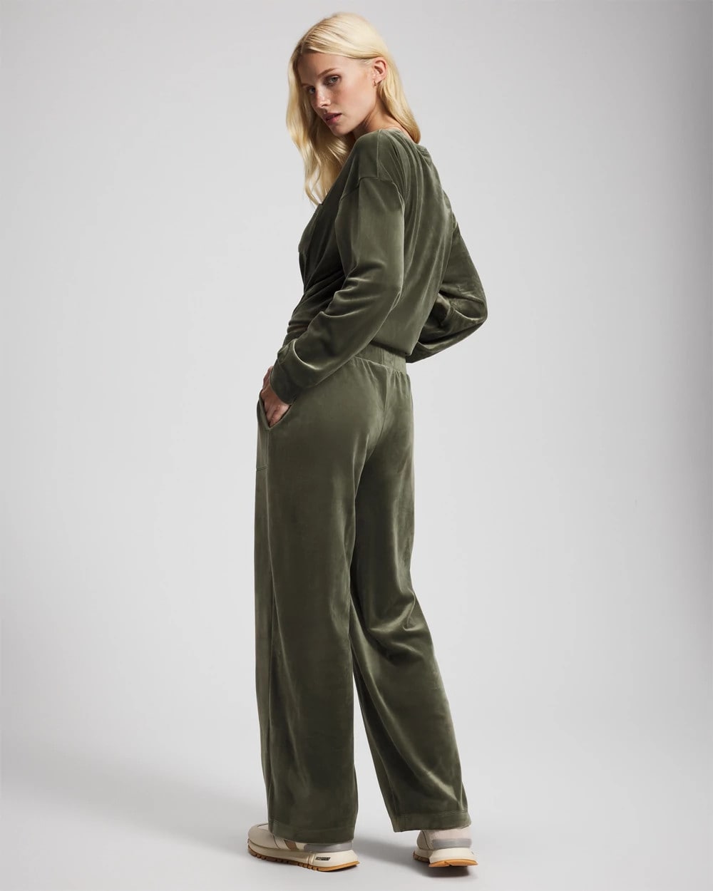 Soma / Velour Straight Leg Pants DARK SAGE