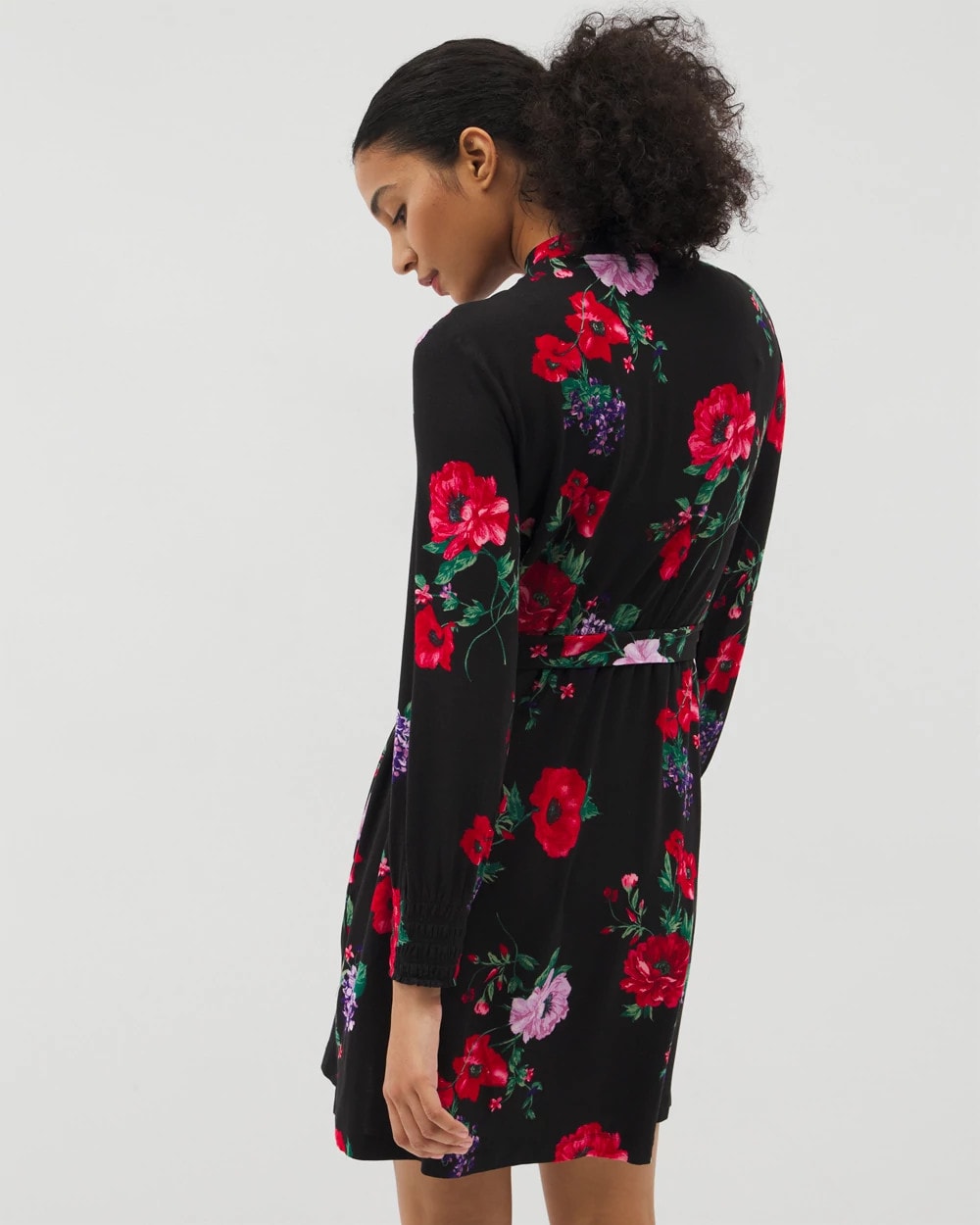 Soma / Long-Sleeve Short Robe RHAPSODY FLORA BLACK