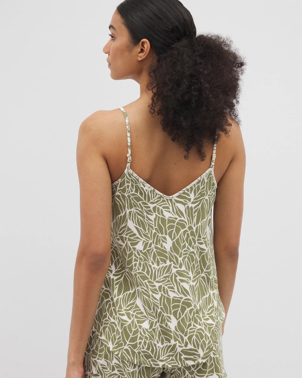 Soma / V-Neck Pajama Cami PALMTASTIC VETIVER/CHAMP