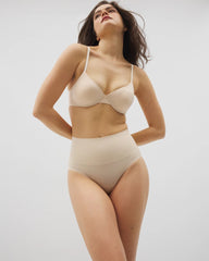 Soma / Mid-Level Shaping Seamless Brief PALE SAND