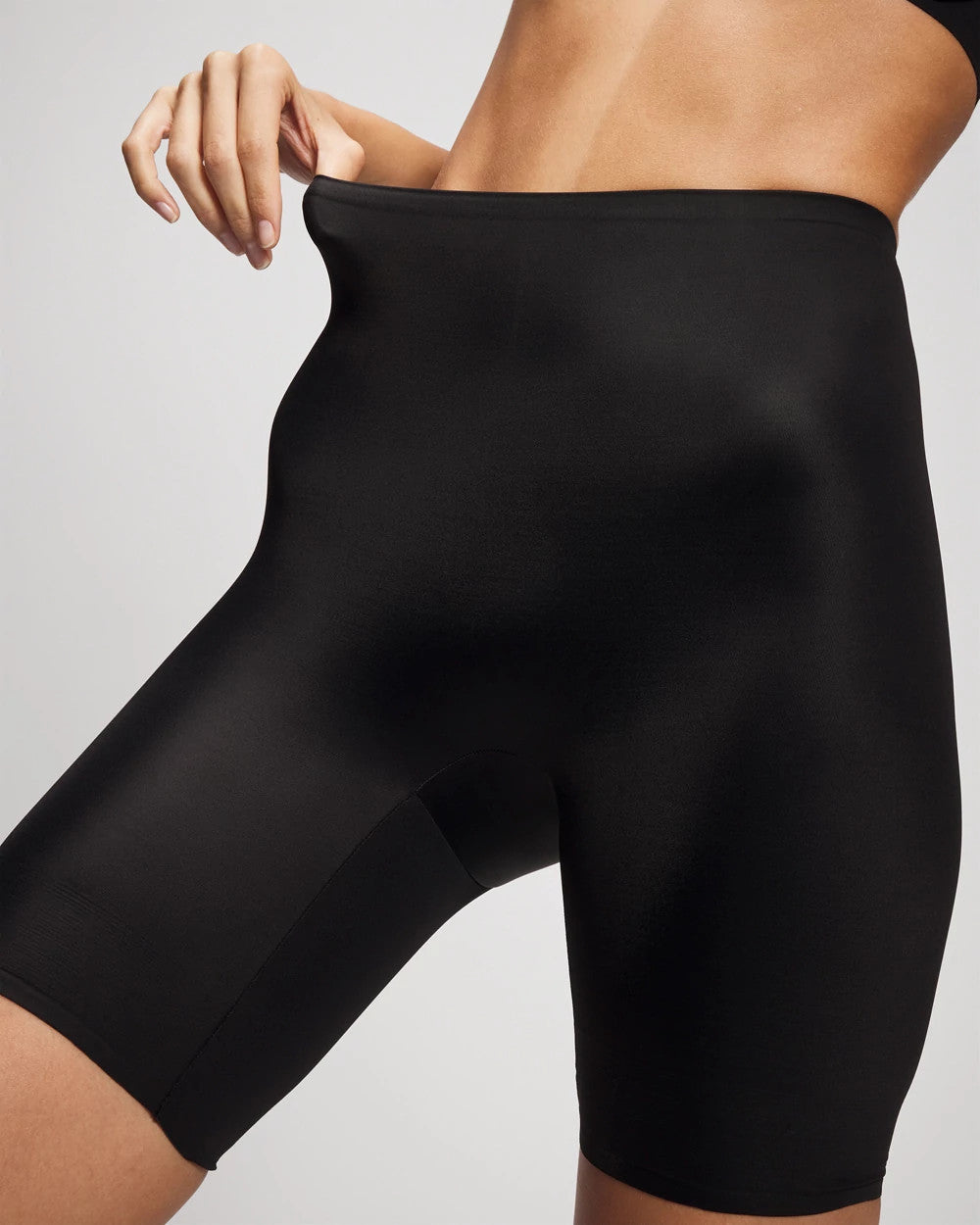 Soma / Mid Level Cooling High Waisted Short BLACK