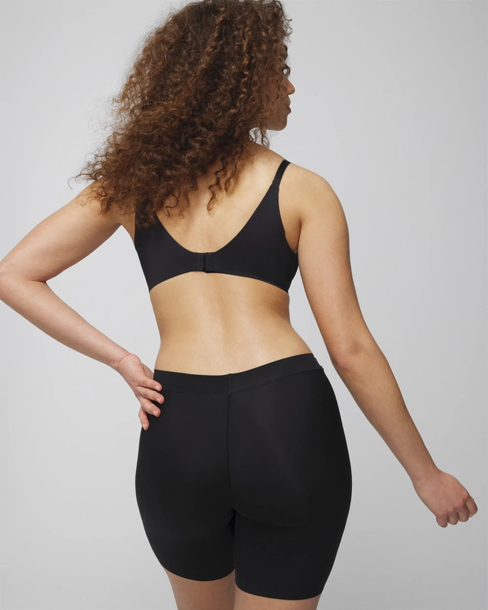Soma / Lightweight Smoothing Short BLACK