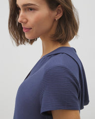 Soma / Crinkle Knit Short Sleeve V-Neck Hoodie LUNAR TIDE
