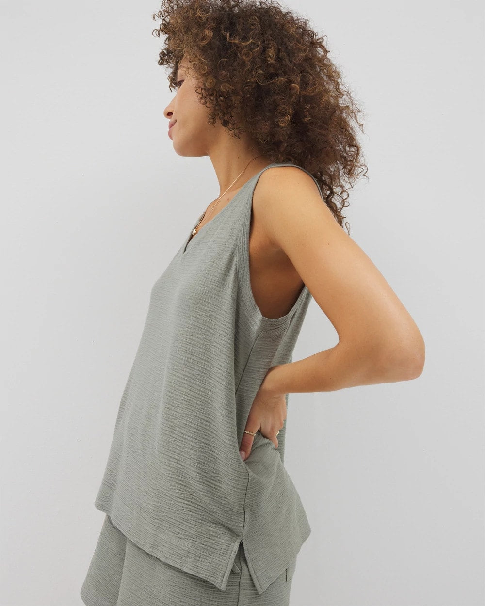 Soma / Crinkle Knit Tank Top RESTORATION GREEN