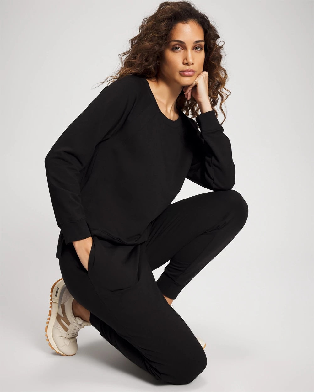 Soma / Essential Terry Crewneck Sweatshirt BLACK