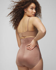 Soma / Mid-Level Shaping Vanishing Edge High-Waist Brief WARM SIENNA