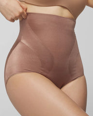 Soma / Mid-Level Shaping Vanishing Edge High-Waist Brief WARM SIENNA