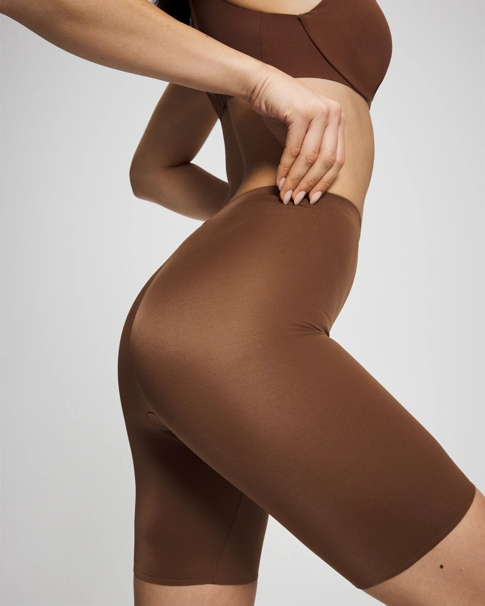Soma / Mid Level Cooling High Waisted Short CINNAMON LATTE