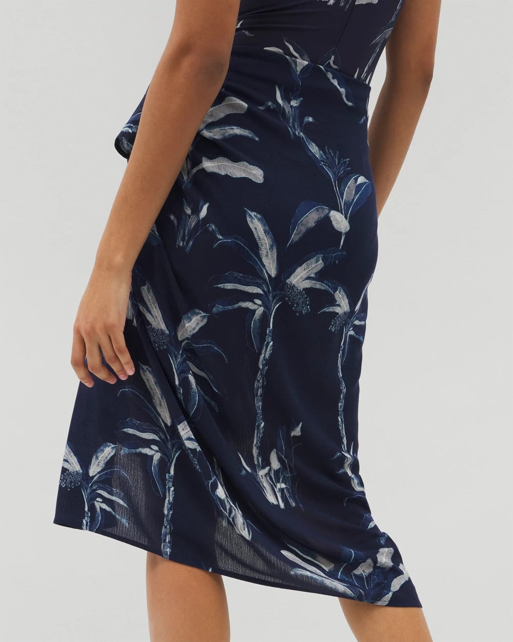 Soma / Rayon Crepe Pareo PALM TOILE NIGHTFALL NAVY